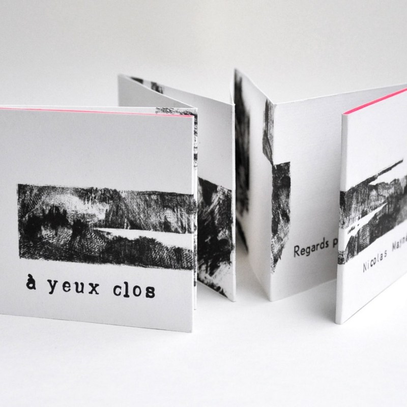 À yeux clos&nbsp;[6]